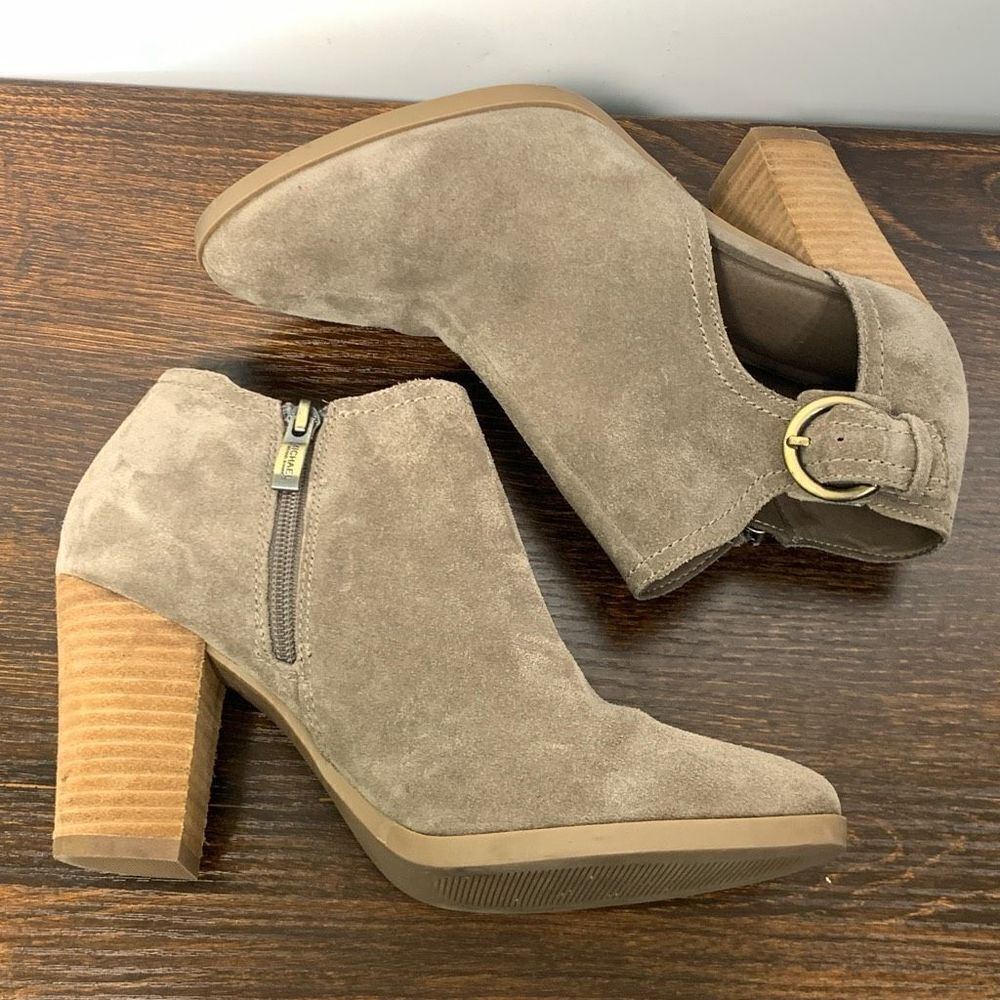 MICHAEL By Michael Shannon Women's Suede 3” Heel Ankle Booties Tan Size 7